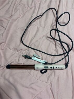 Lange Pink and Rose Gold Curling Iron